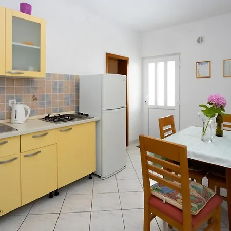 Apartment Vranjes Podgora