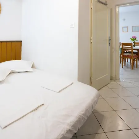 Vranjes Apartment Podgora