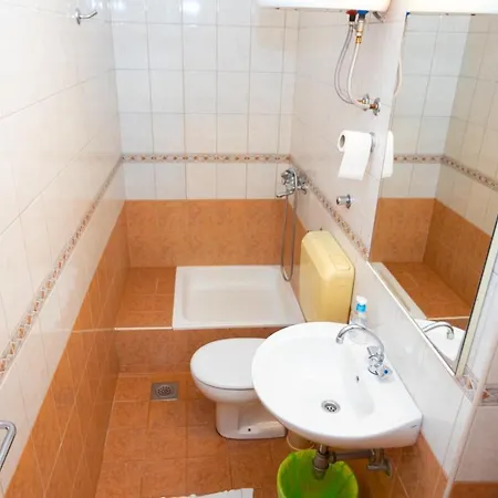 Apartment Vranjes *