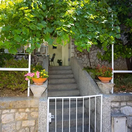Vranjes 아파트